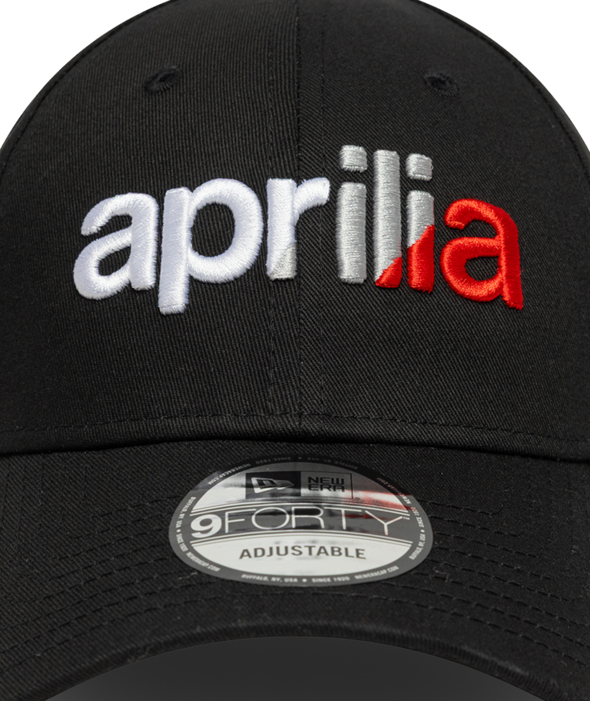 Casquette New Era 9Forty noire avec le logo Aprilia