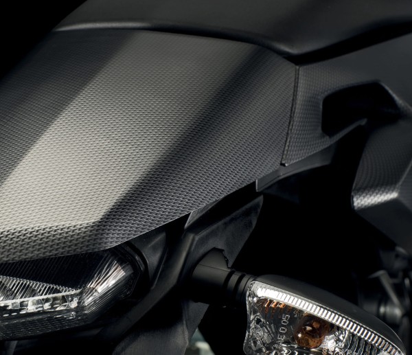 Carénage arrière, noir, look carbone pour RX50 Factory, SX50, SX50 Factory, Motard